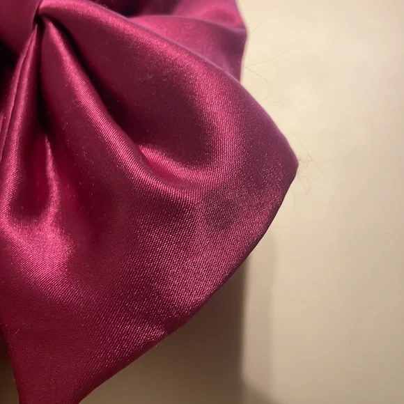 White House/Black Market fuschia mini clutch/wristlet - Picture 8 of 8